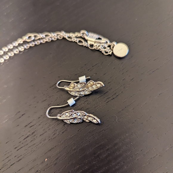 Necklace and earrings sets - Picture 4 of 5